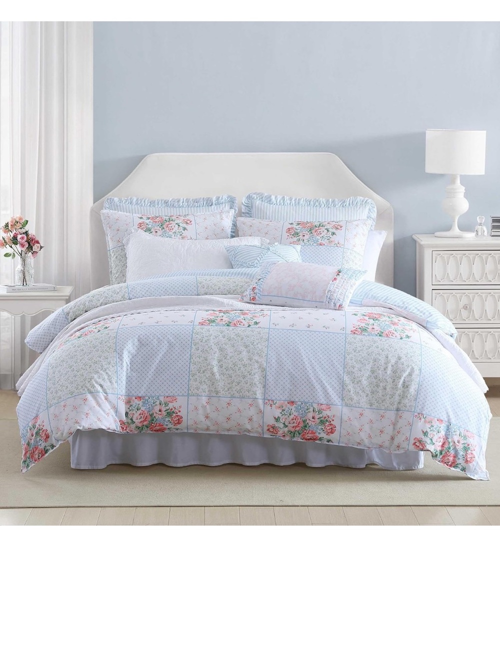 Laura Ashley – Queen Duvet Cover Set, Soft Bedding with Matching Shams